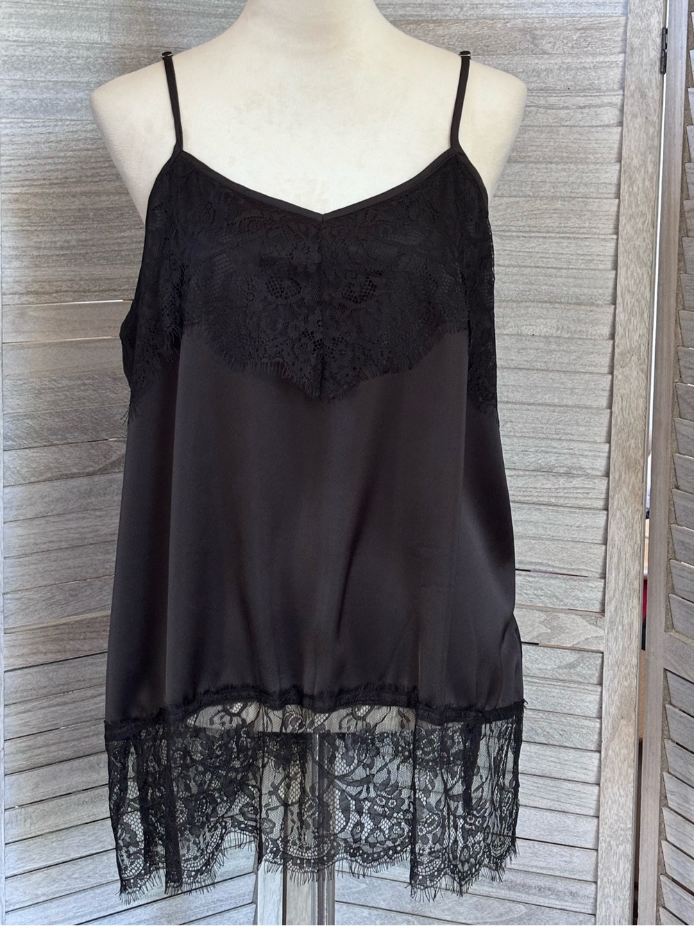 Elegant Camisole Black Lace Trim Top w/ Soft Satin Sheen Plus Size 16/18